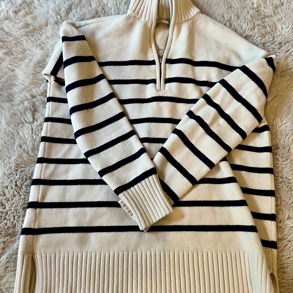 LOFT Cream and Black Zip-Up Sweater